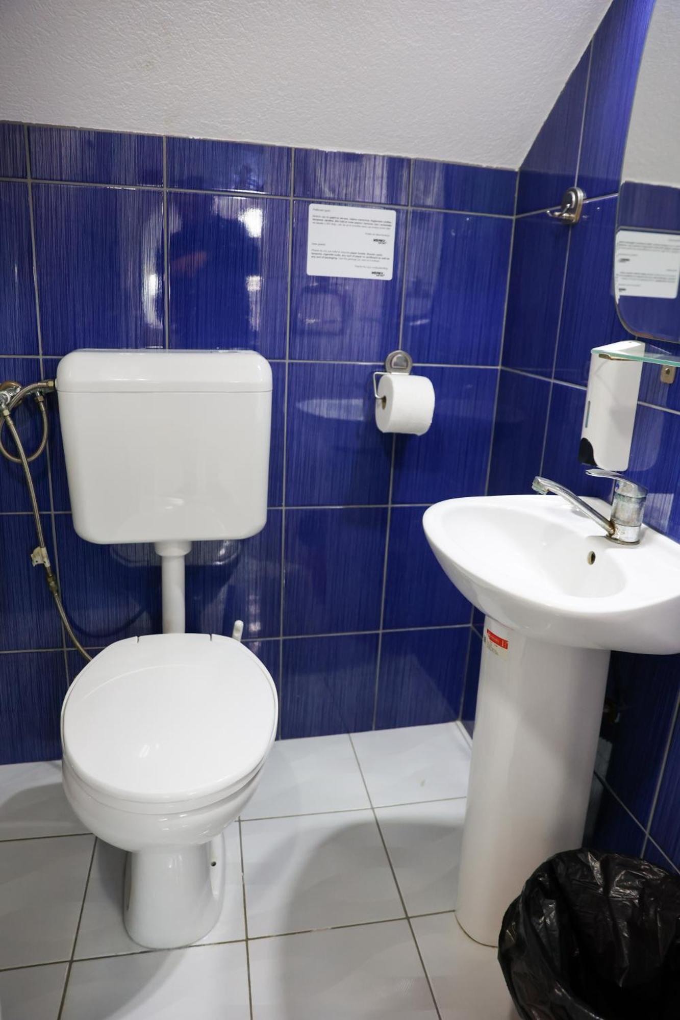 Hotel Marex Centar Jabuka Esterno foto