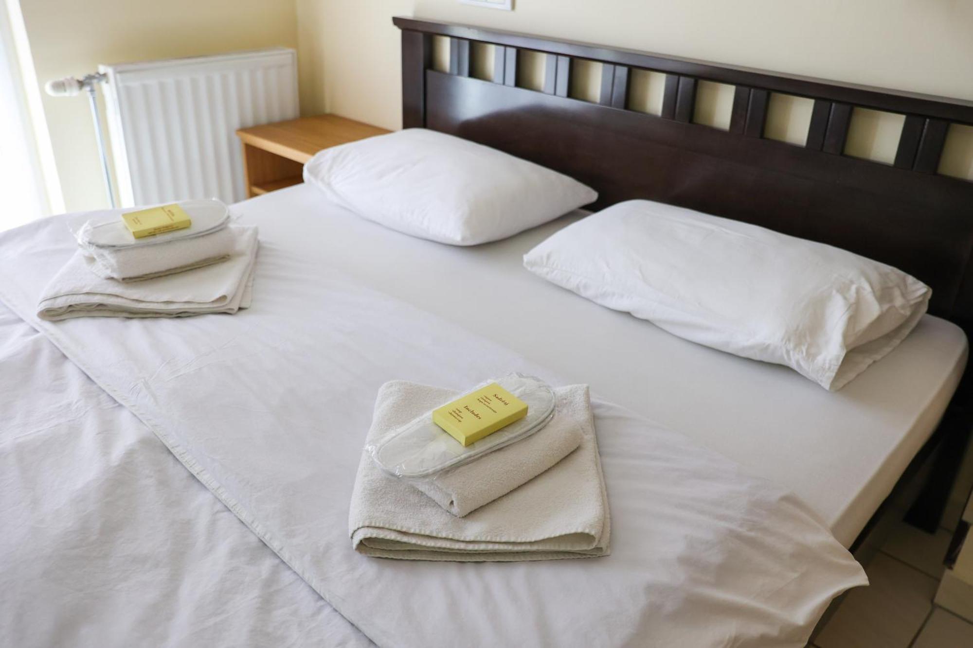 Hotel Marex Centar Jabuka Esterno foto