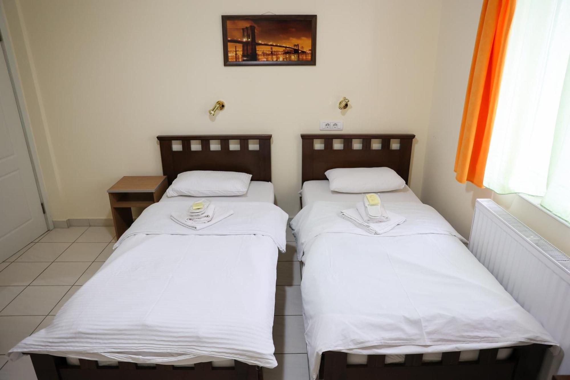 Hotel Marex Centar Jabuka Esterno foto