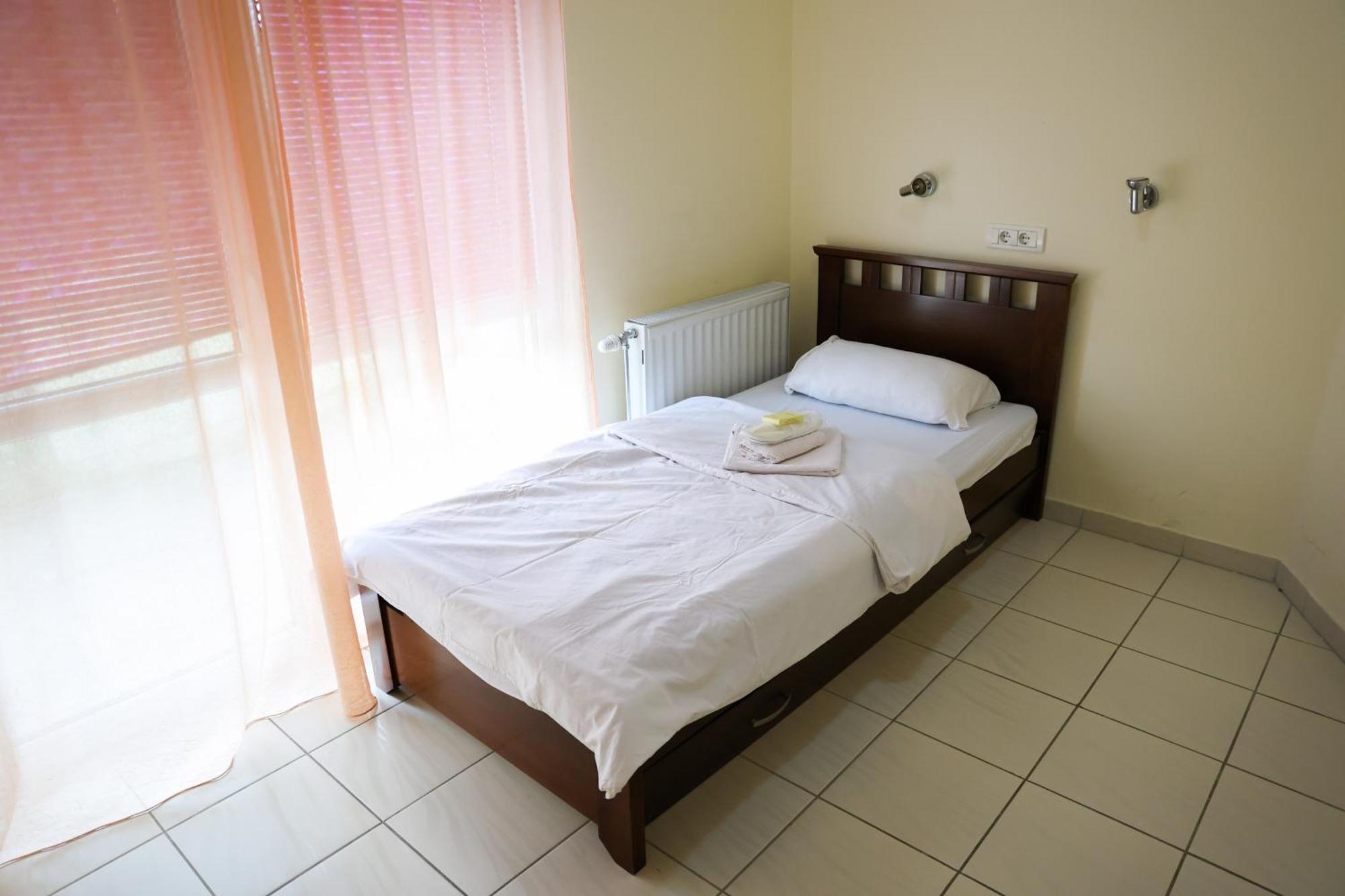 Hotel Marex Centar Jabuka Esterno foto